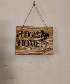 Nameplate for pet house