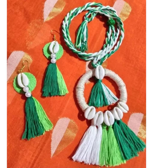 handmade fabric jewellery set green and white color